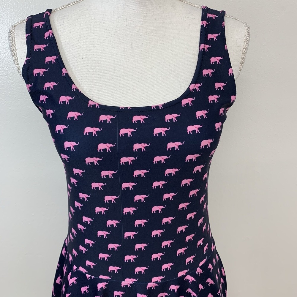Novelty Dress Pink ‎ Elephants Blue Skater Medium Sleeveless Stretch Knit USA